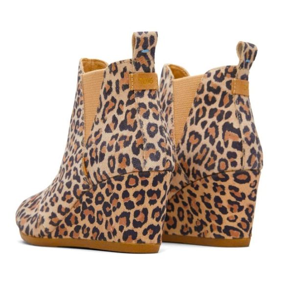 Toms Shoes - TOMS “Kelsey” Desert Tan Leopard Pull On Wedge Heel Ankle Boots
